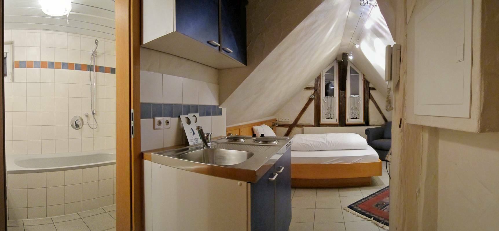 Dreikoenig Aparthotel Крайлсхайм Стая снимка